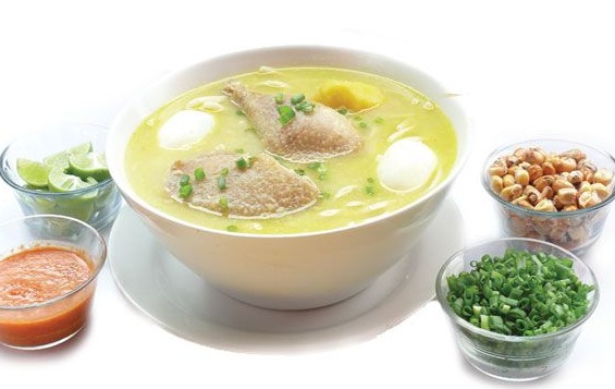 Caldo de gallina completo
